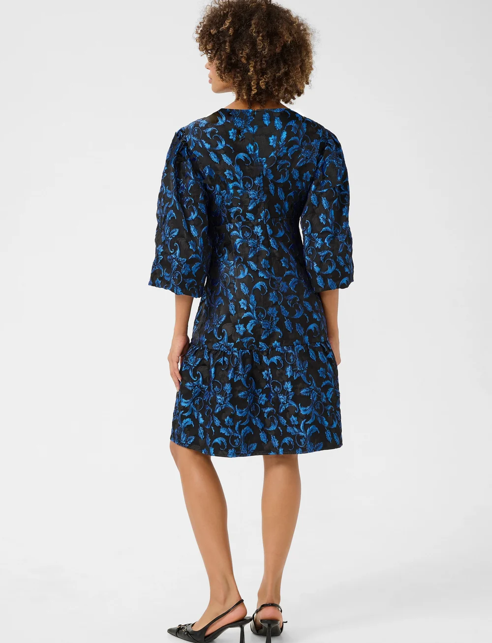 Culture - CUastro Dress - festkjoler - blue flower - 4