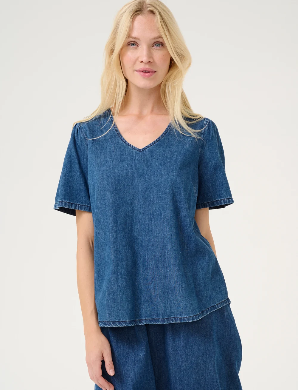Culture - CUlivie Arpa SS Blouse - lühikeste varrukatega pluusid - dark blue wash - 0