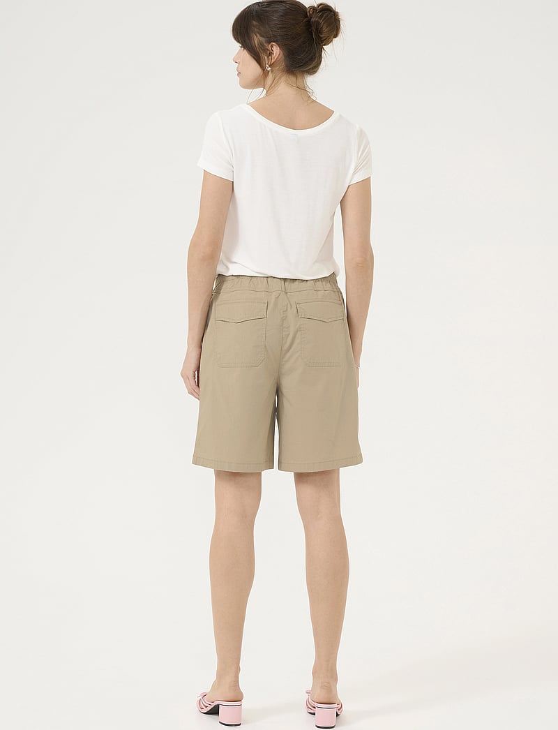 Culture - CUhalina Shorts - chino shorts - dune wash - 4
