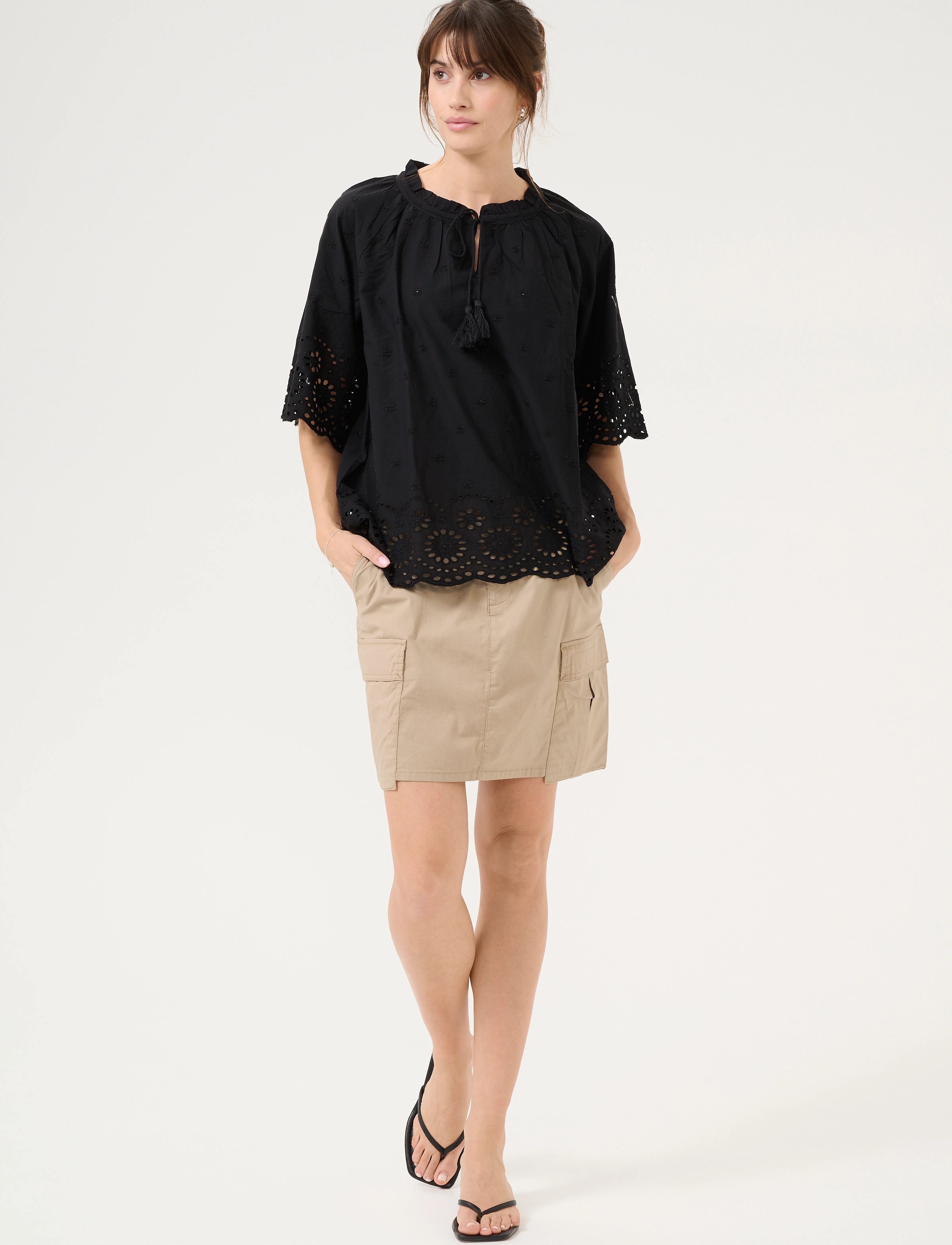 Culture - CUreya Blouse - bluzki krotkim rekawem - black - 3