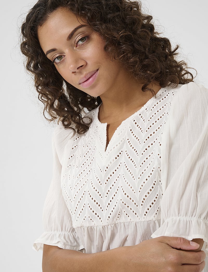 Culture - CUmuxi Toril Blouse - kurzämlige blusen - spring gardenia - 5