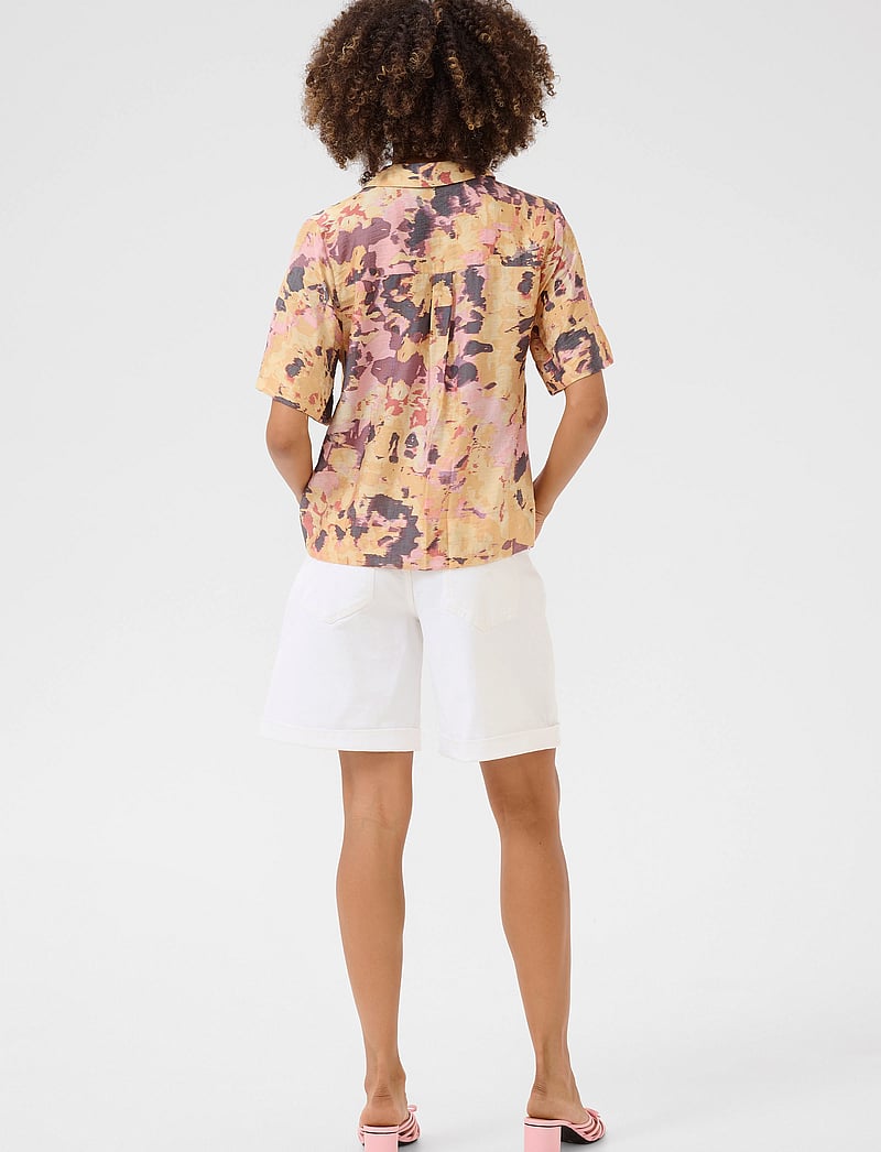 Culture - CUgreece Blouse - kortärmade blusar - lavender swirl - 4