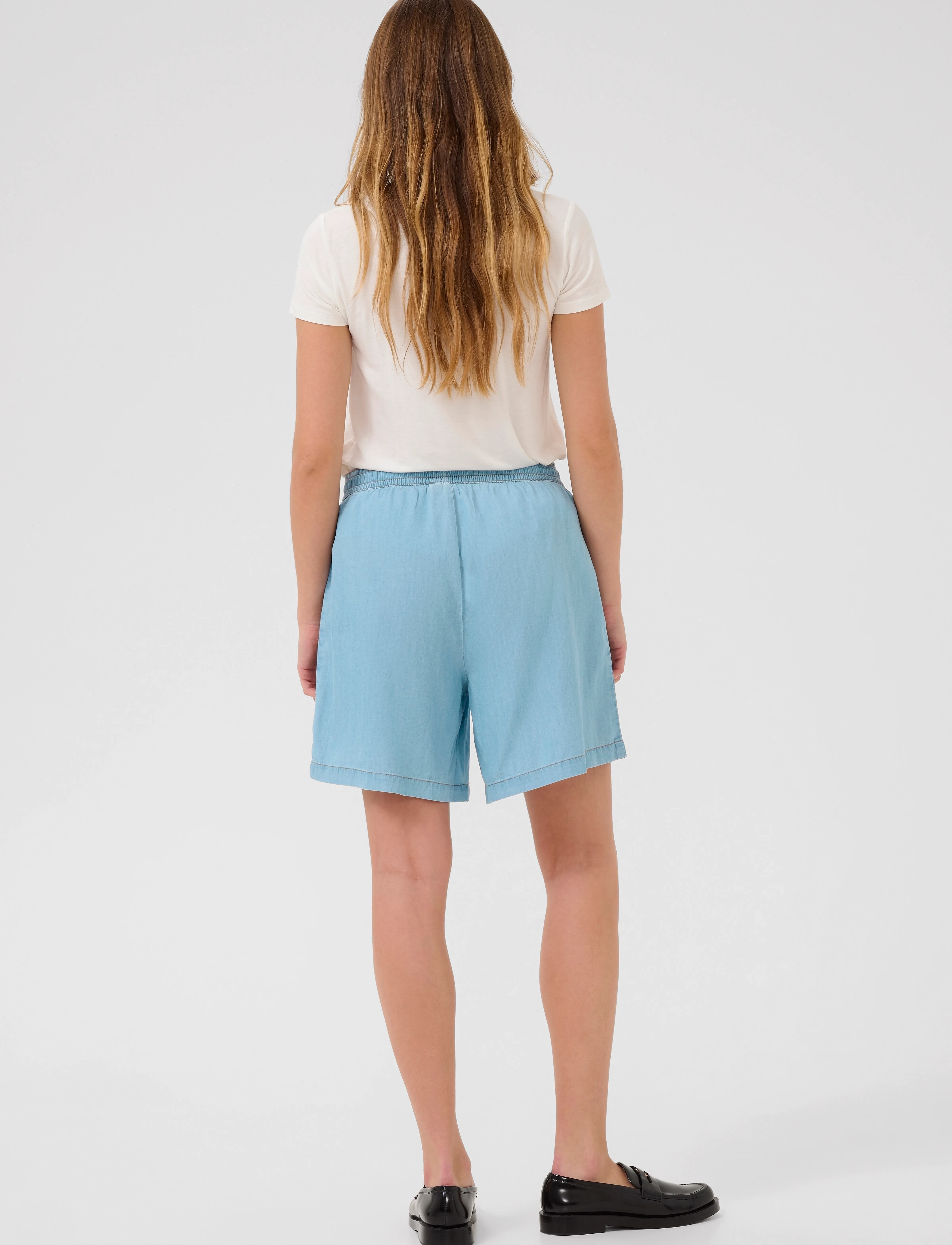 Culture - CUcitha Aurelia Shorts - casual shorts - light blue wash - 4