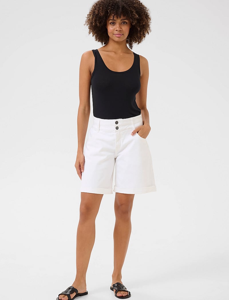 Culture - CUdeva Ami Shorts - bermudashorts - spring gardenia - 3