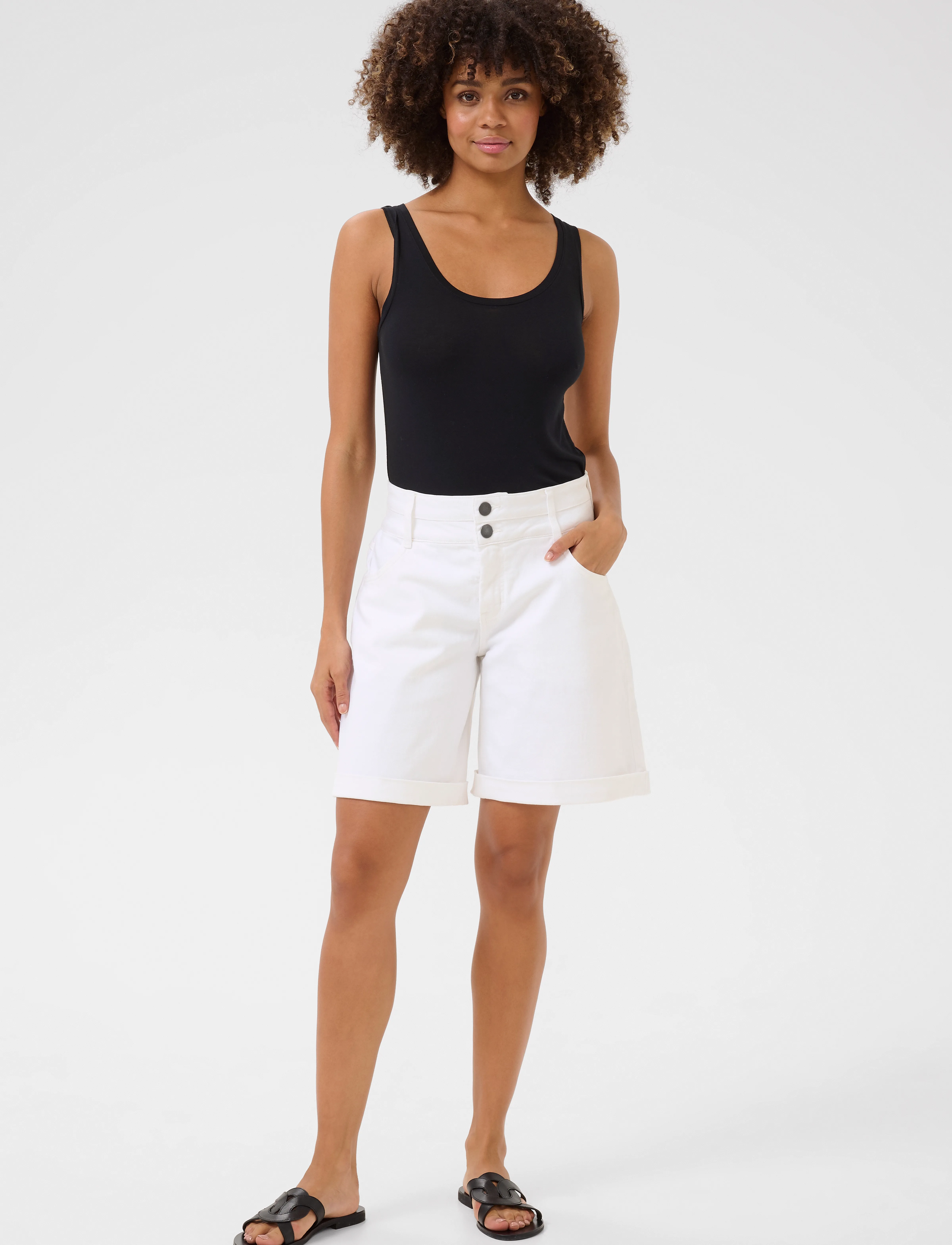 Culture - CUdeva Ami Shorts - bermudas - spring gardenia - 3