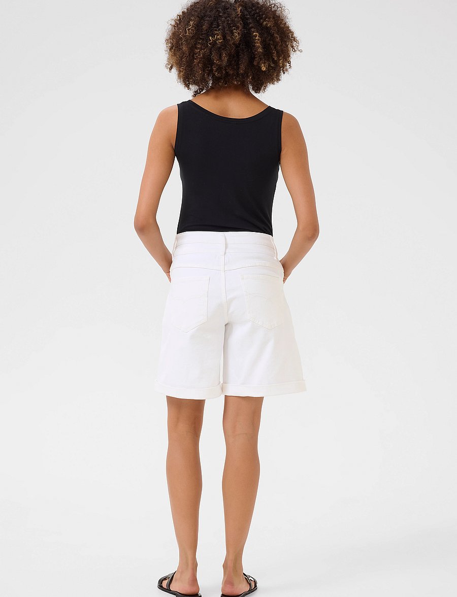 Culture - CUdeva Ami Shorts - bermudashorts - spring gardenia - 4