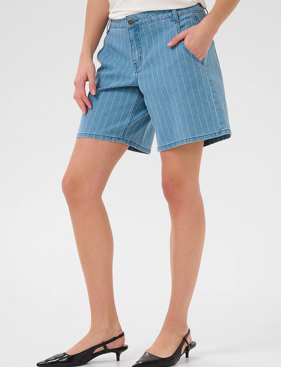 Culture - CUrenny Shorts - casual shorts - light blue denim - 0