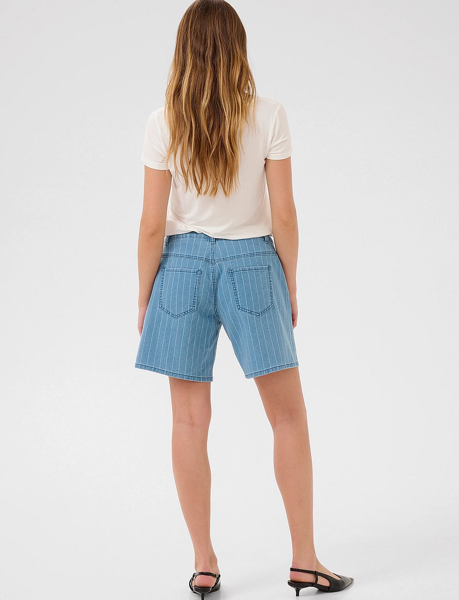 Culture - CUrenny Shorts - casual shorts - light blue denim - 4