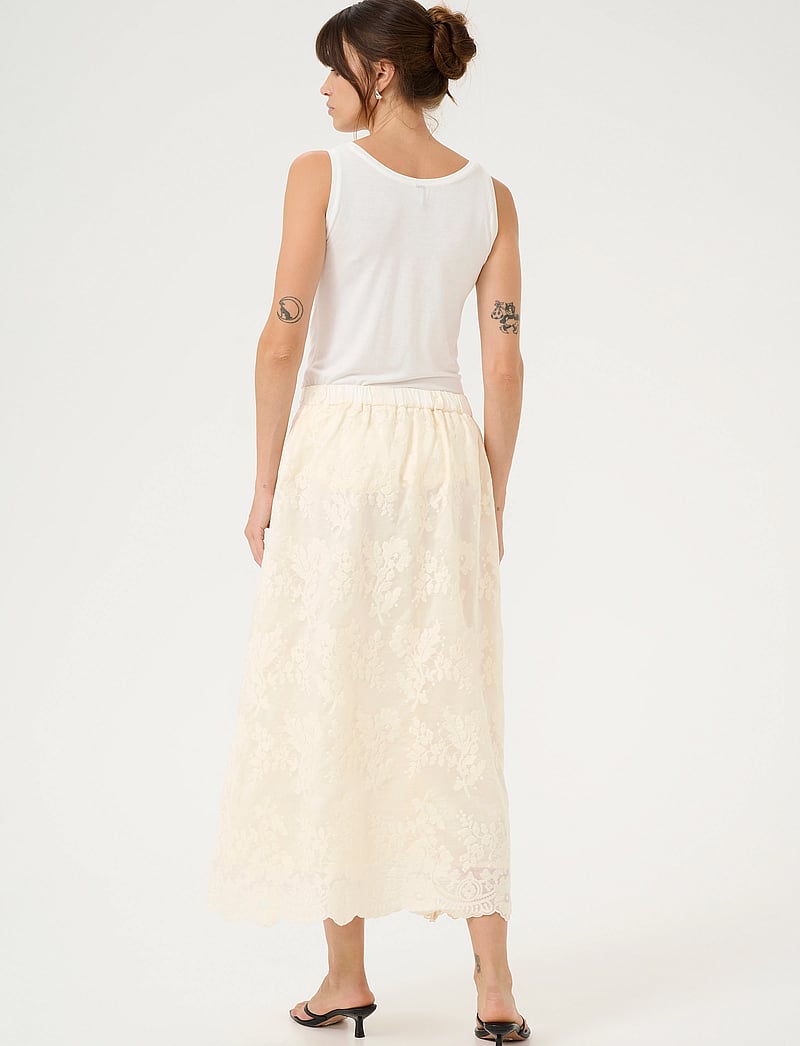 Culture - CUarona Skirt - midi nederdele - whitecap - 4