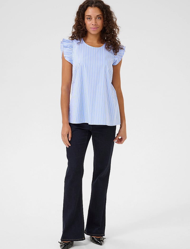 Culture - CUjilla Bjørg Sleeveless Blouse - sleeveless blouses - ultramarine - 3
