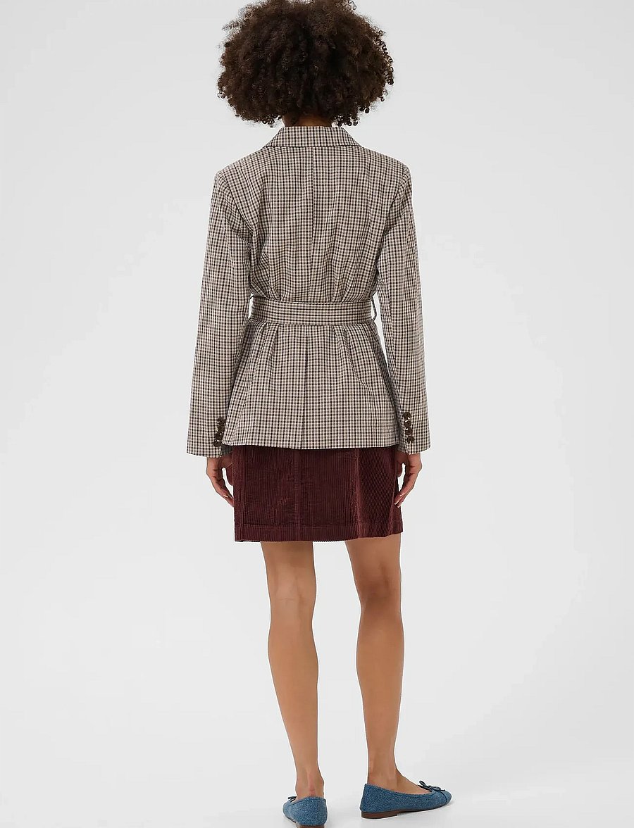 Culture - CUchecka Belt Blazer - blazere med belte - brown check - 4