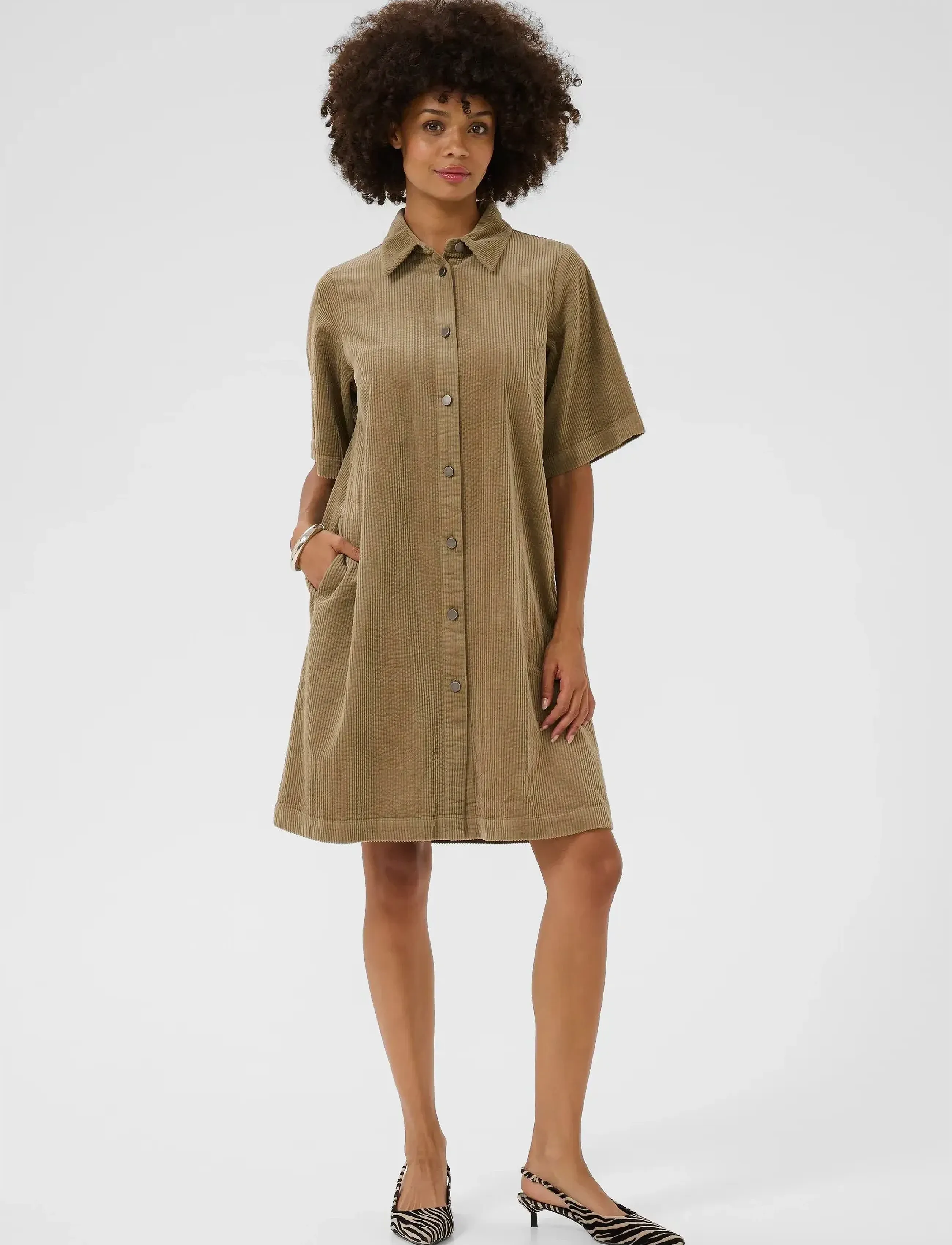 Culture - CUbaela Klay Dress - skjortekjoler - timber wolf - 3