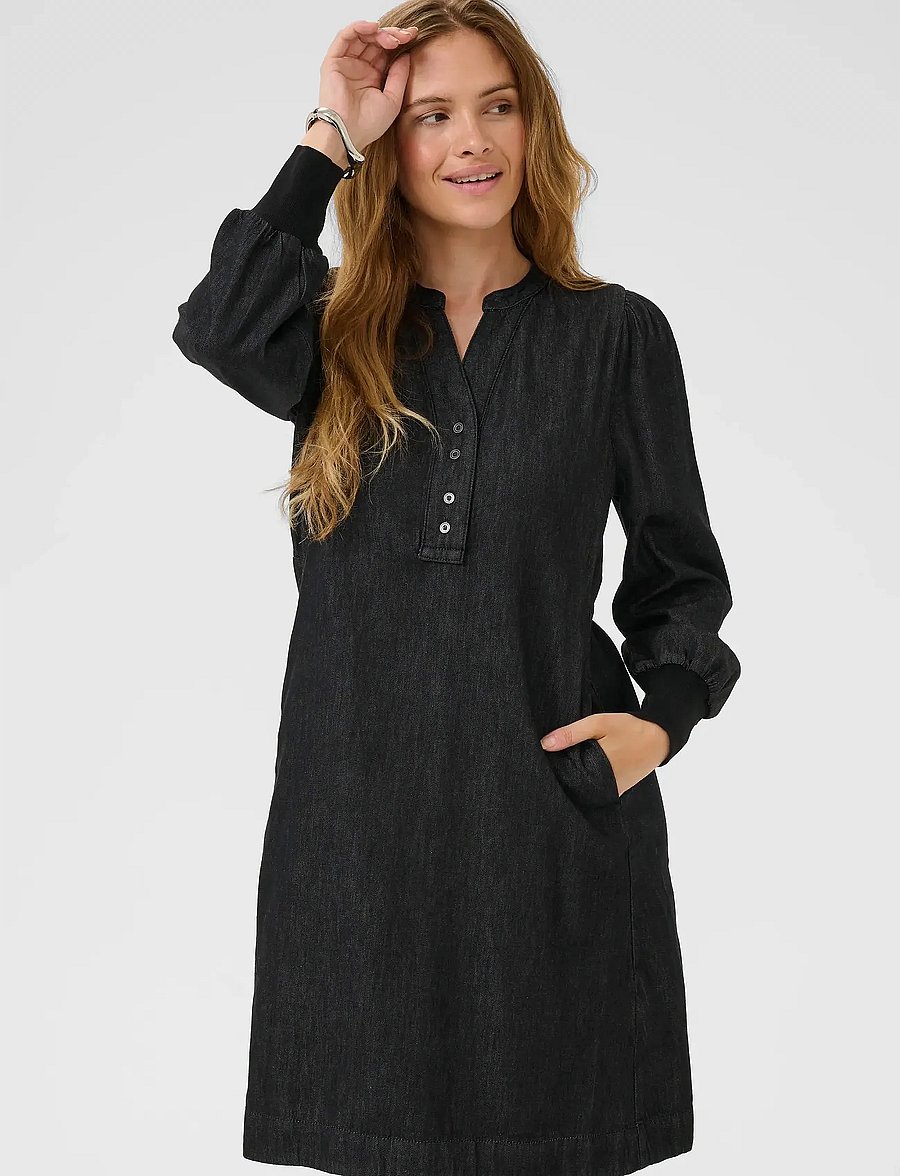 Culture - CUhilka Arpa Short Dress - särkkleidid - black wash - 0