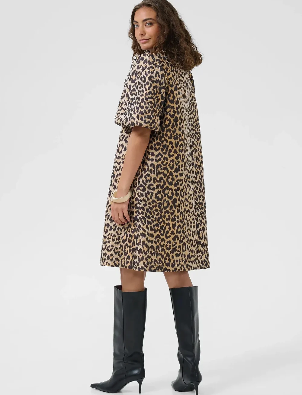 Culture - CUcarol Muxi Dress - skjortekjoler - leopard - 4