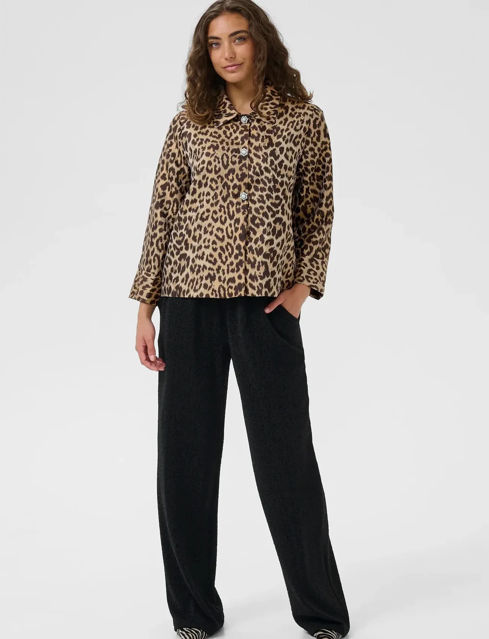 Culture - CUcarol Muxi Jacket - korte blazere - leopard - 3