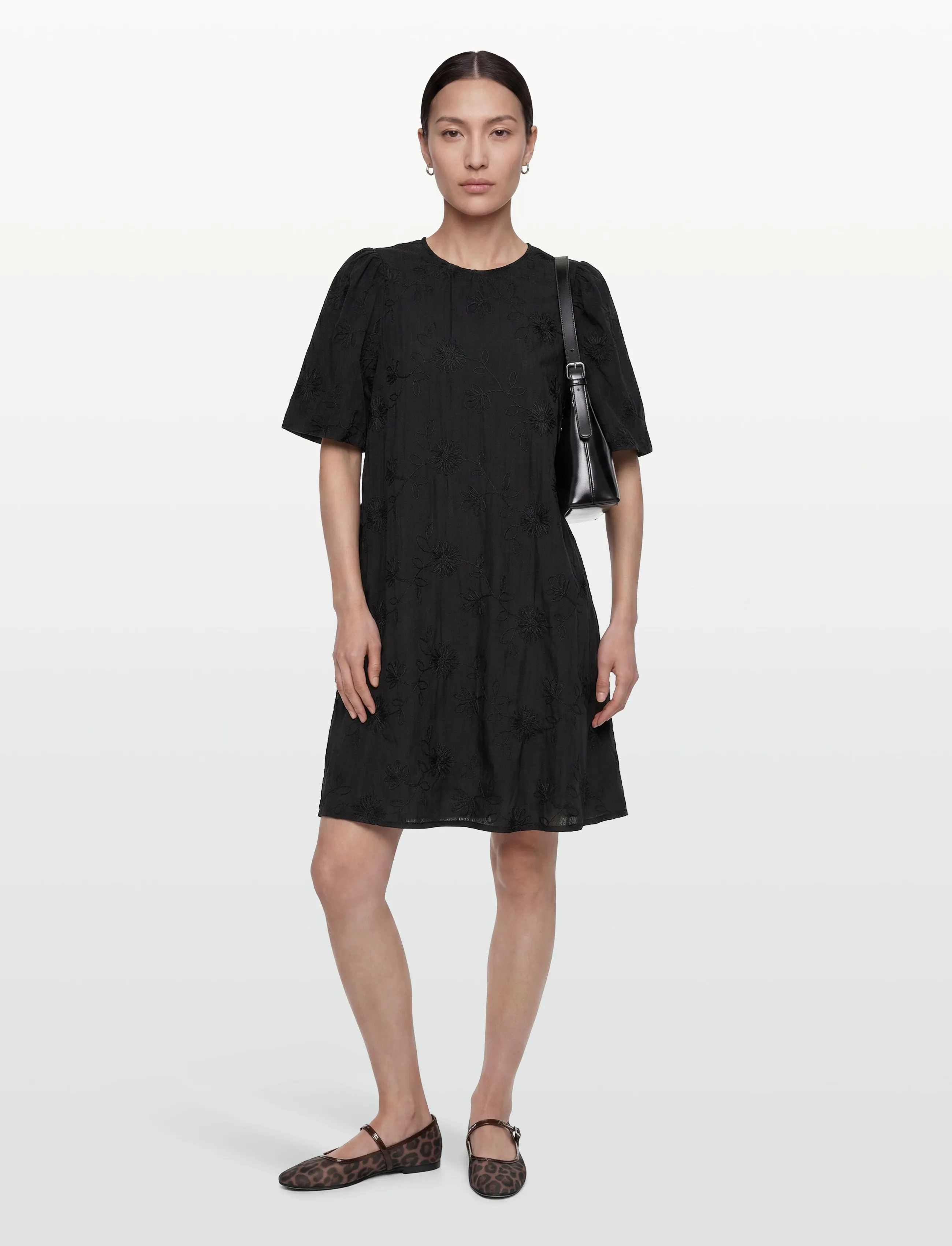 Culture Cugeniva Dress, Kvinder, Broderet Kjole, Sort, Str: L