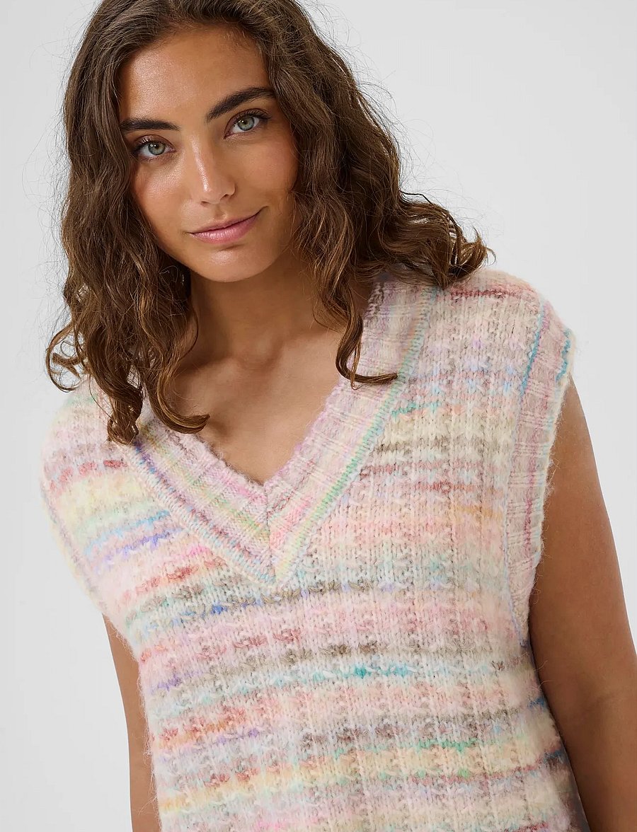 Culture - CUbilo Knit Vest - strikveste - pink multi - 5