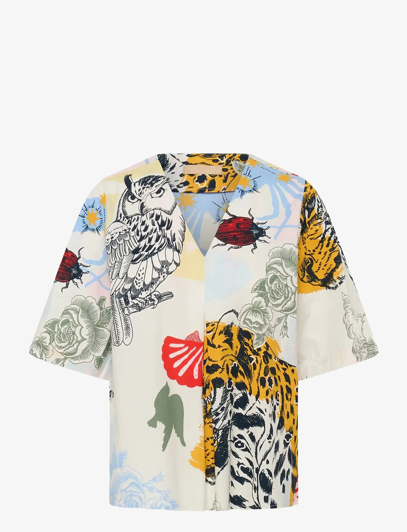 Culture - CUashmo Olena SS Blouse - kortærmede bluser - blue/red animal - 1