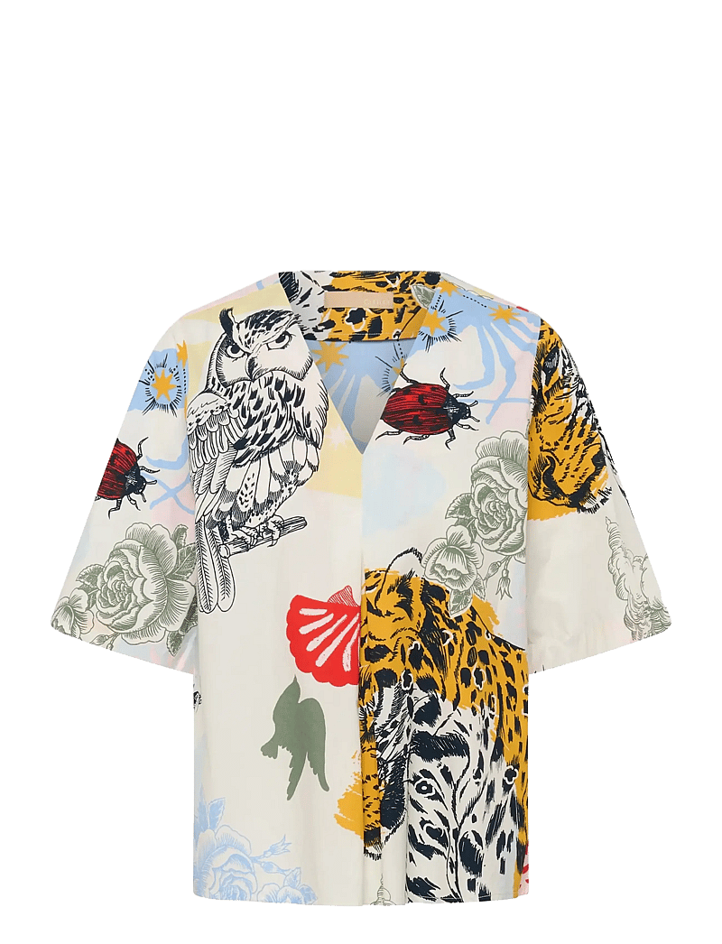 Culture - CUashmo Olena SS Blouse - kortærmede bluser - blue/red animal - 1