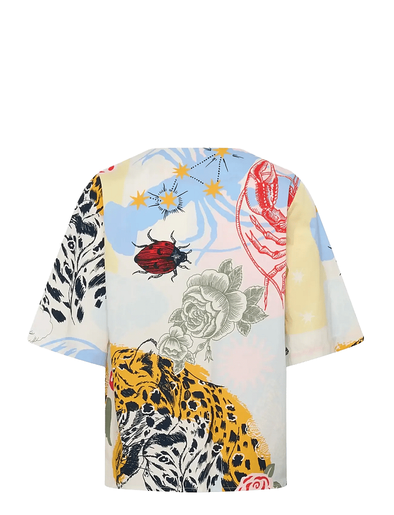 Culture - CUashmo Olena SS Blouse - kortærmede bluser - blue/red animal - 2