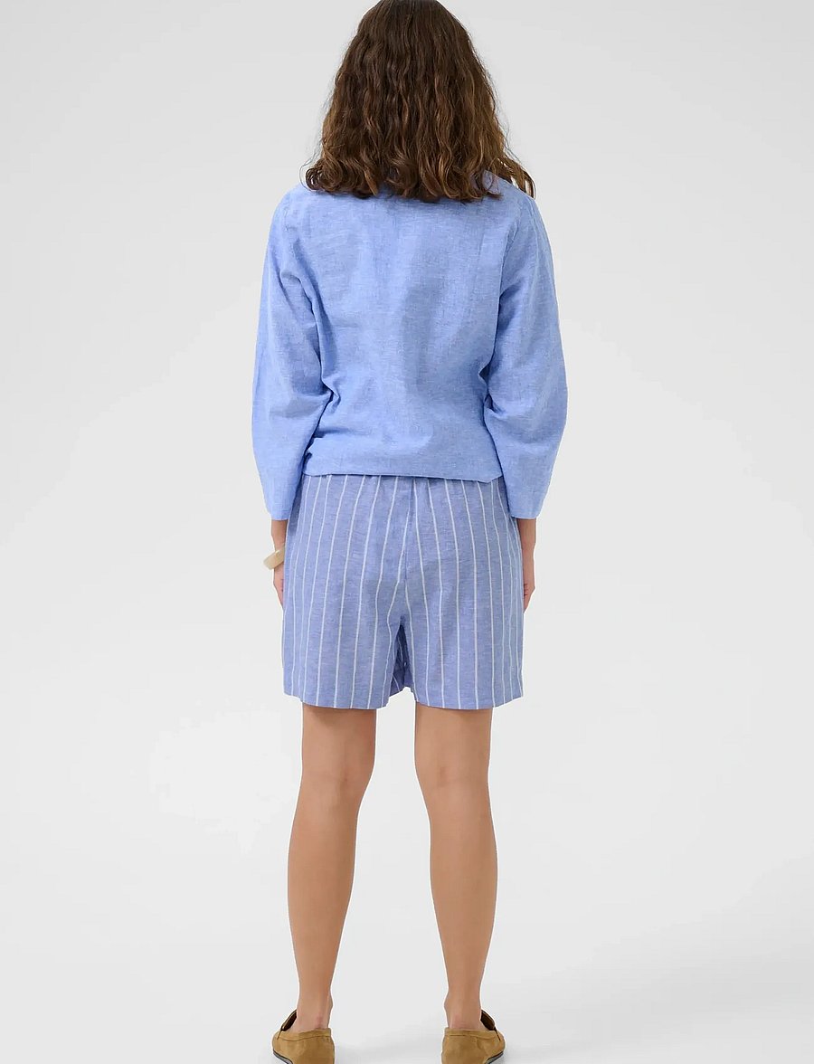 Culture - CUarletty Shorts - hørshorts - powder blue/gardenia stripe - 4