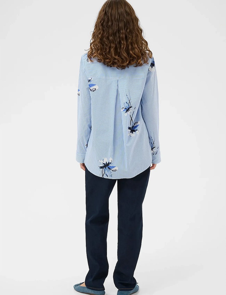 Culture - CUbrila Long Shirt - langärmlige hemden - blue flower stripe - 4