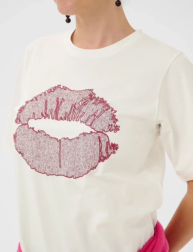 Culture - CUemba Gith T-Shirt - t-shirts - spring gardenia - 5