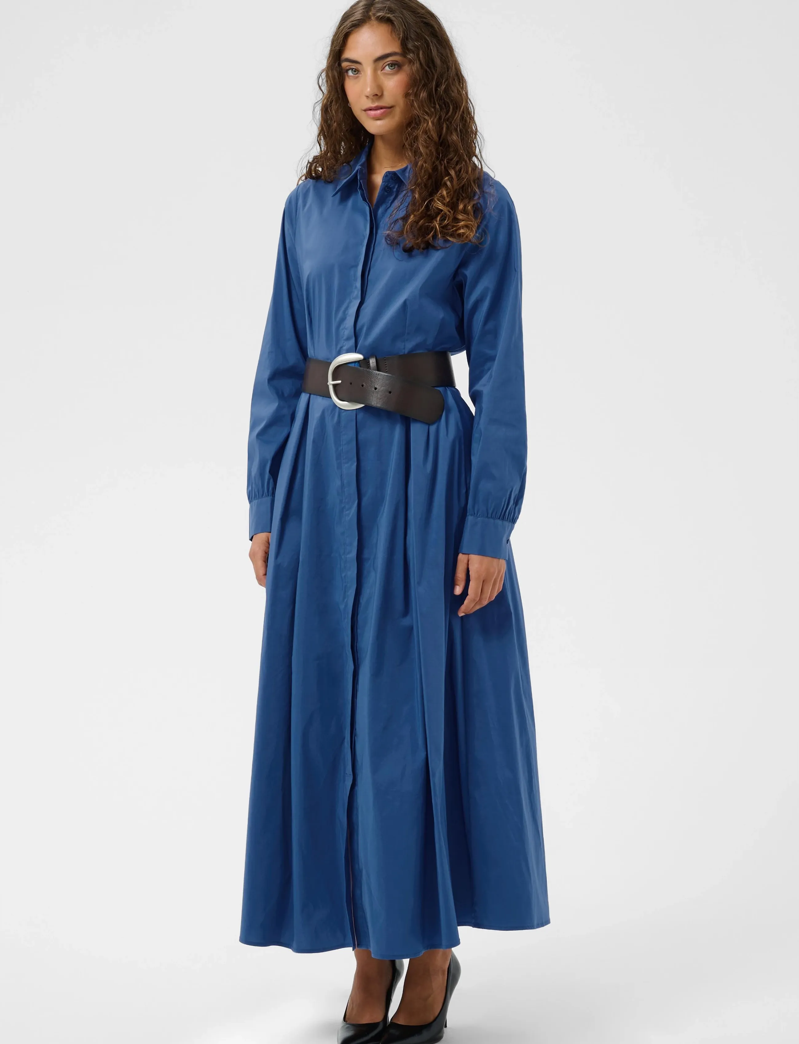 Culture - CUpernilla Antoinett Long Dress - skjortklänningar - true navy - 2