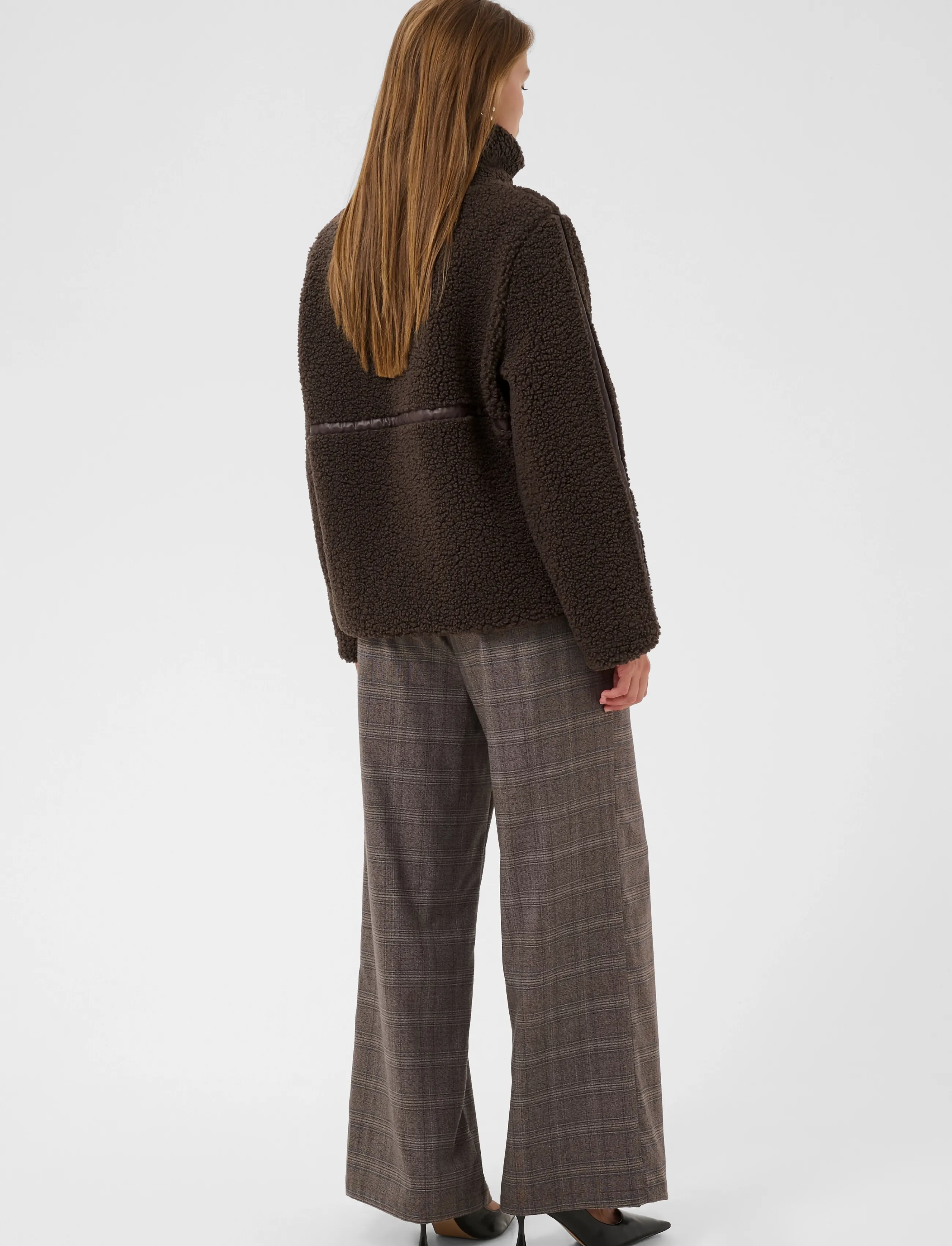 Culture - CUluni Bilba Teddy Jacket - kunstpelz - coffee bean - 4
