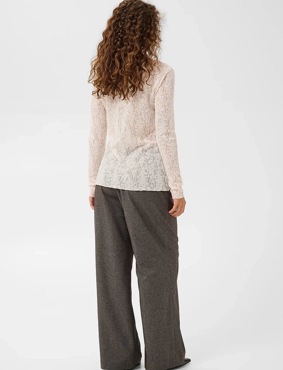Culture - CUCINDY BLOUSE - langærmede bluser - gardenia - 4