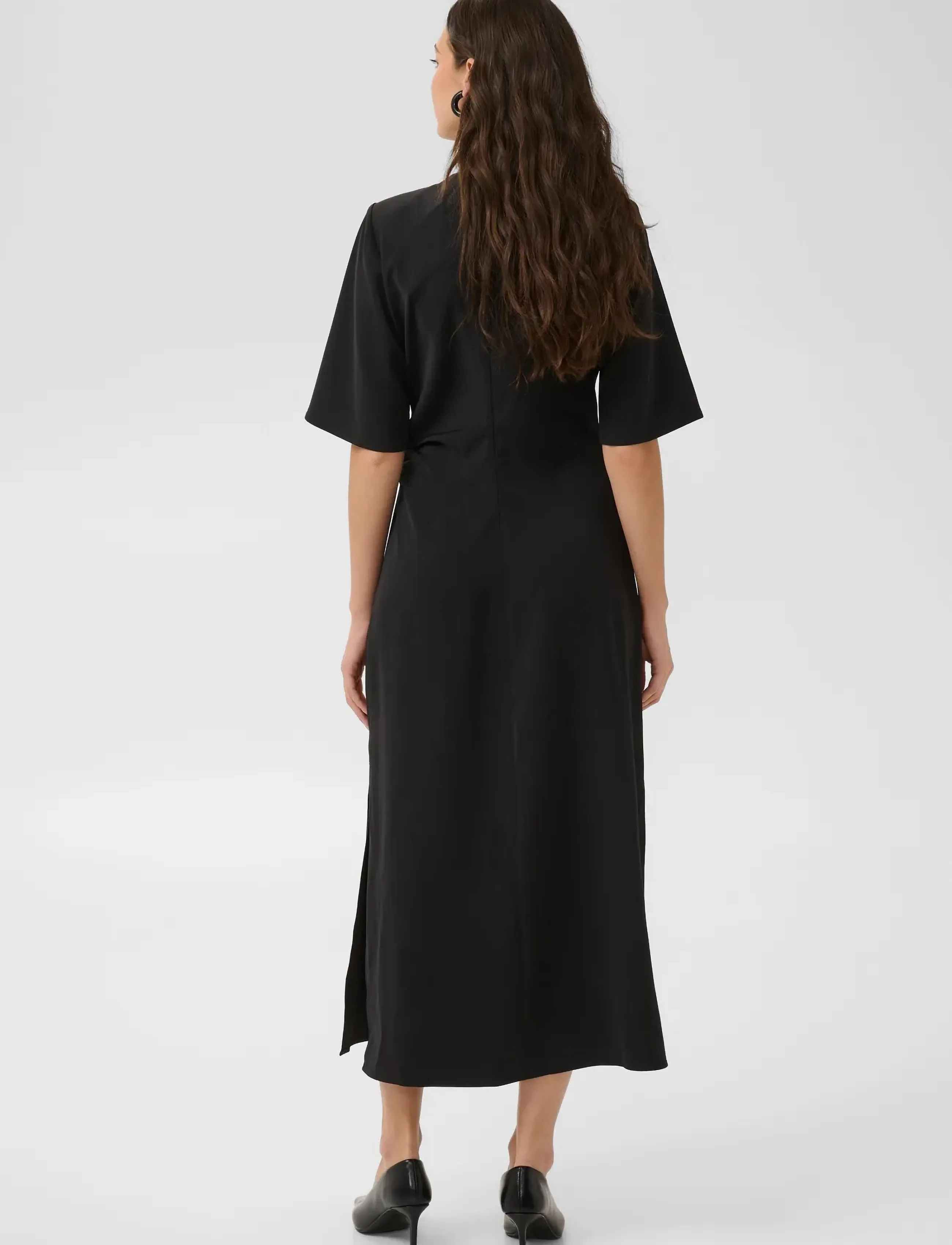 Culture - CUARAM SS DRESS - midi dresses - meteorite - 3