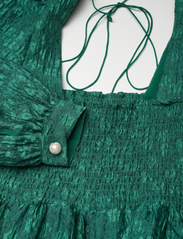Custommade - Jenny - festkläder till outletpriser - 336 posy green - 2