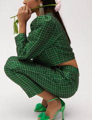 Custommade - Ashley Metallic Bow - festkläder till outletpriser - metallic green - 5
