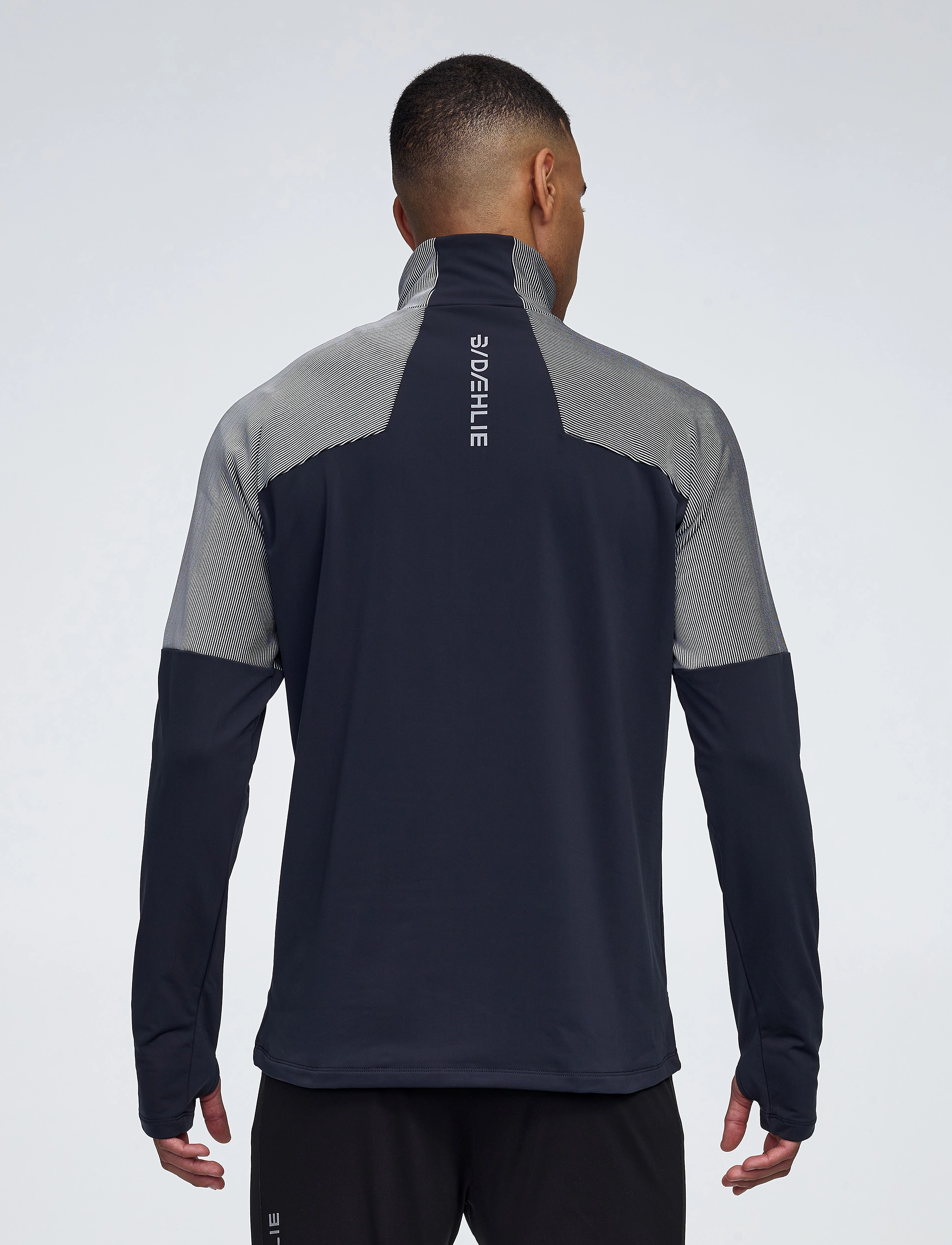 Daehlie - Long Sleeve Protection - 99900 - 3