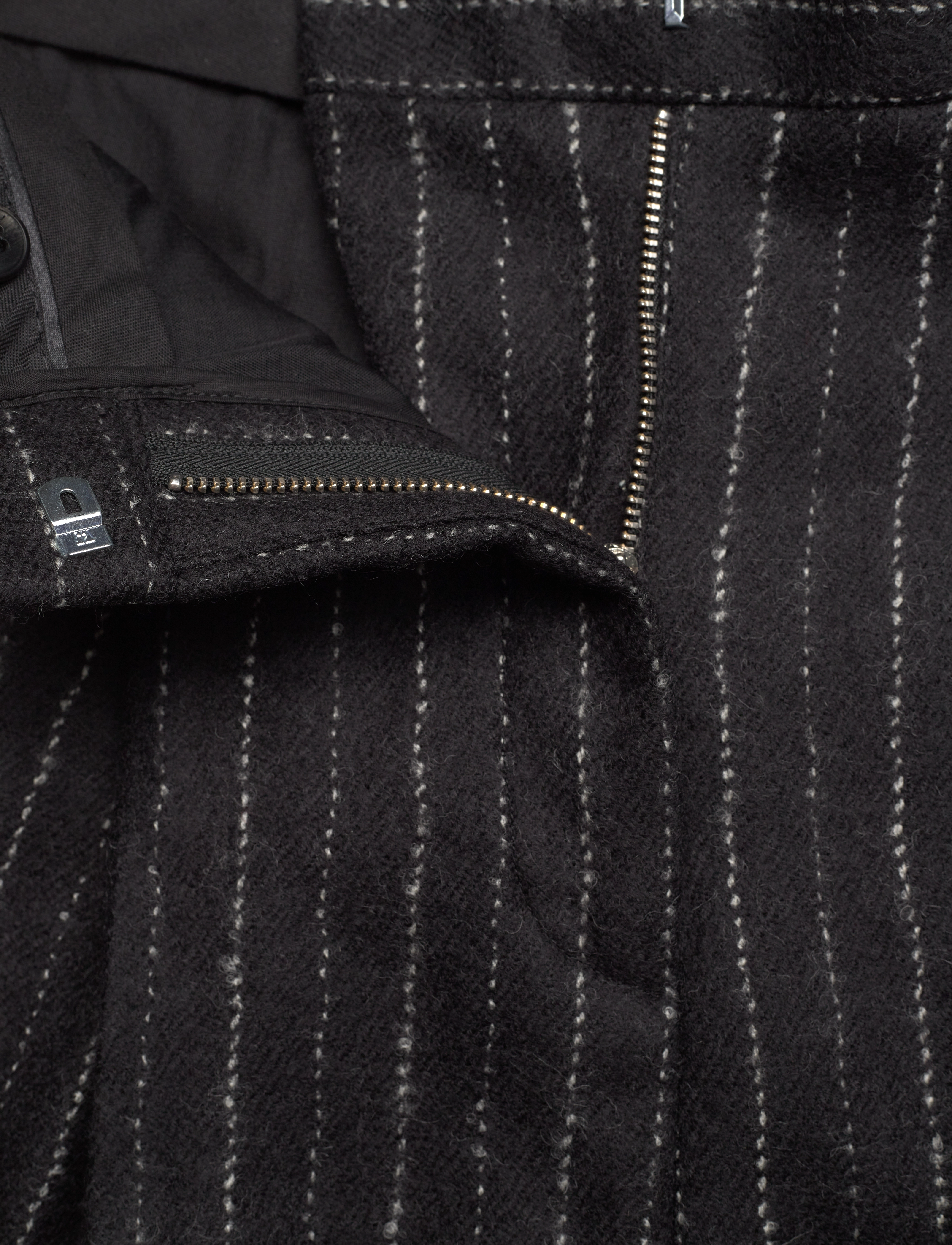 House Of Dagmar - Valerie BOTTOMS - black pinstripe - 3