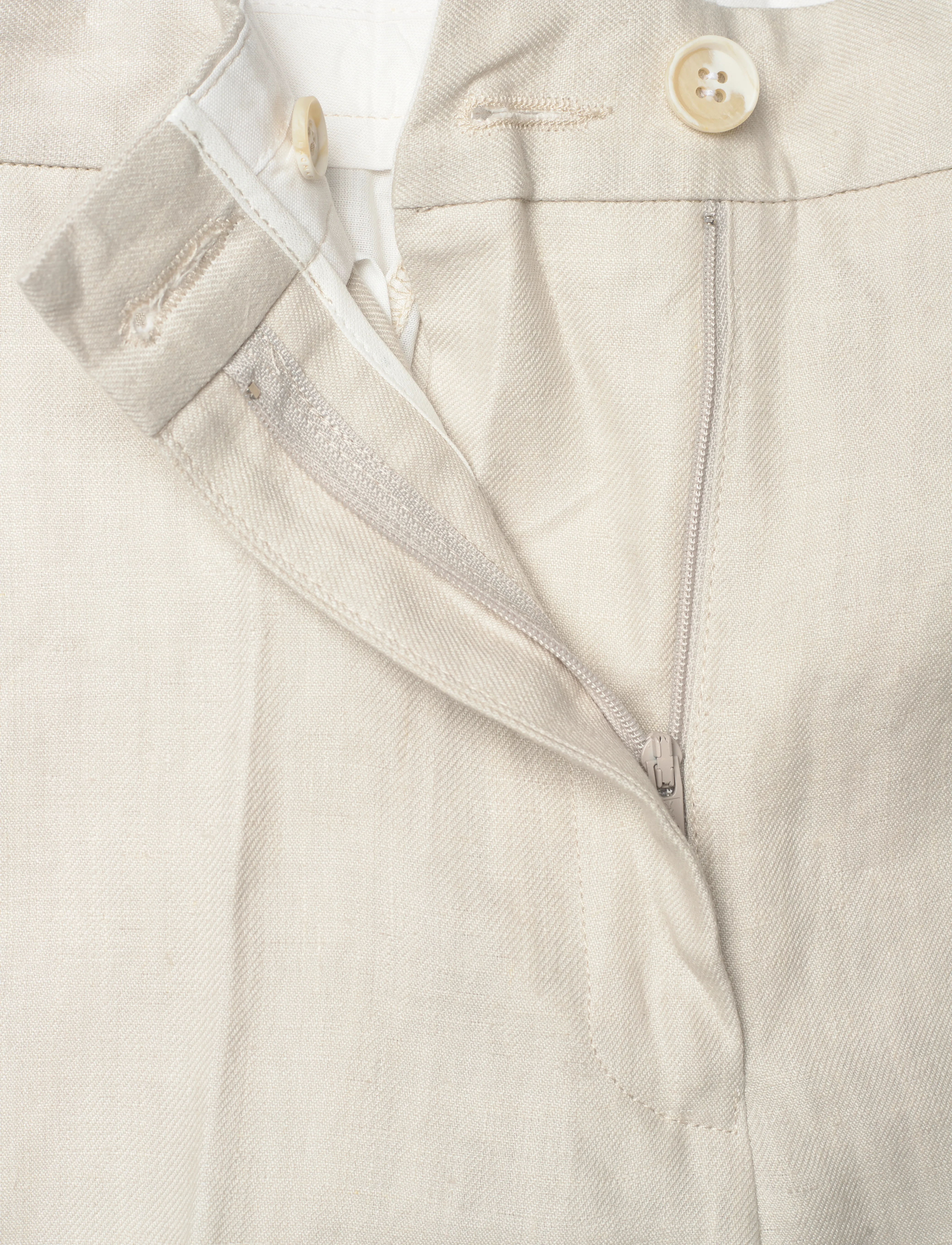 House Of Dagmar - TAILORED SHORTS - bermudashorts - oat - 3