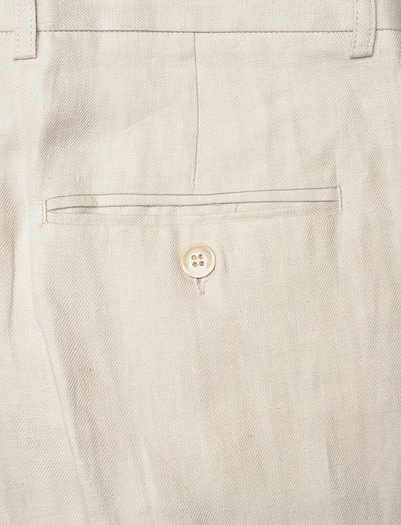 House Of Dagmar - TAILORED SHORTS - hørshorts - oat - 4