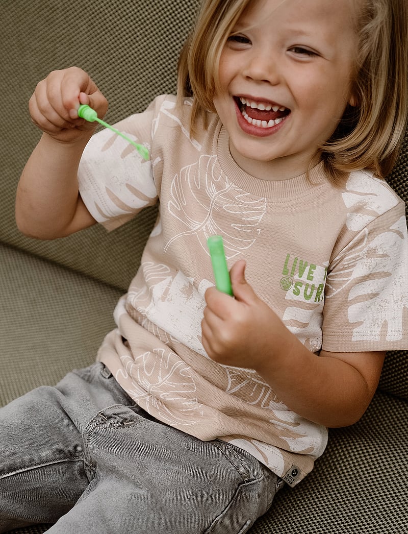 Daily 7 - T-shirt Print - short-sleeved t-shirts - latte sand - 0