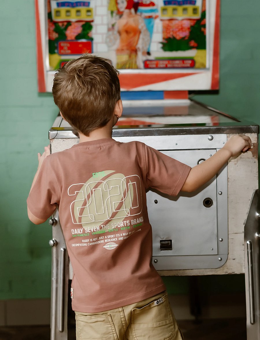 Daily 7 - T-shirt Backprint - short-sleeved t-shirts - burlwood - 5