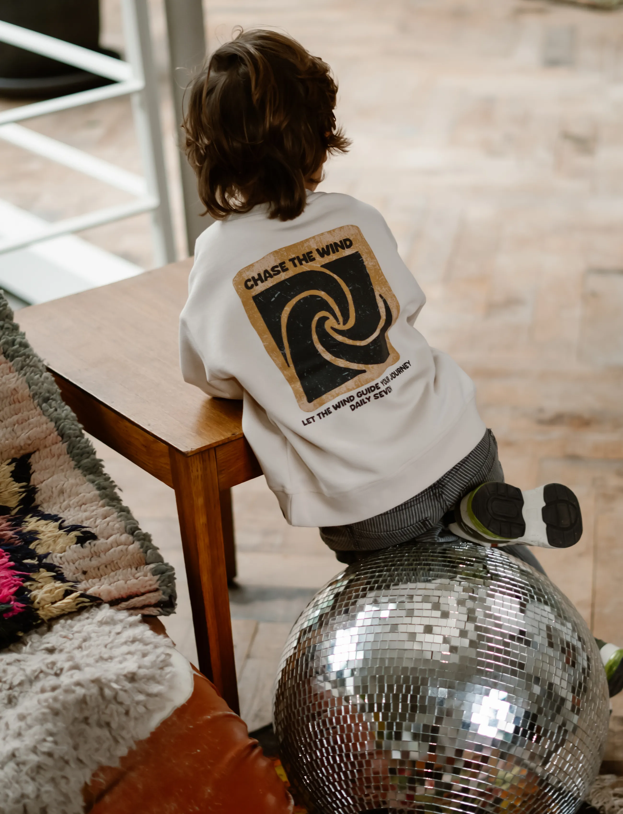 Daily 7 - Oversized Sweater Backprint - džemperiai - sandshell - 3