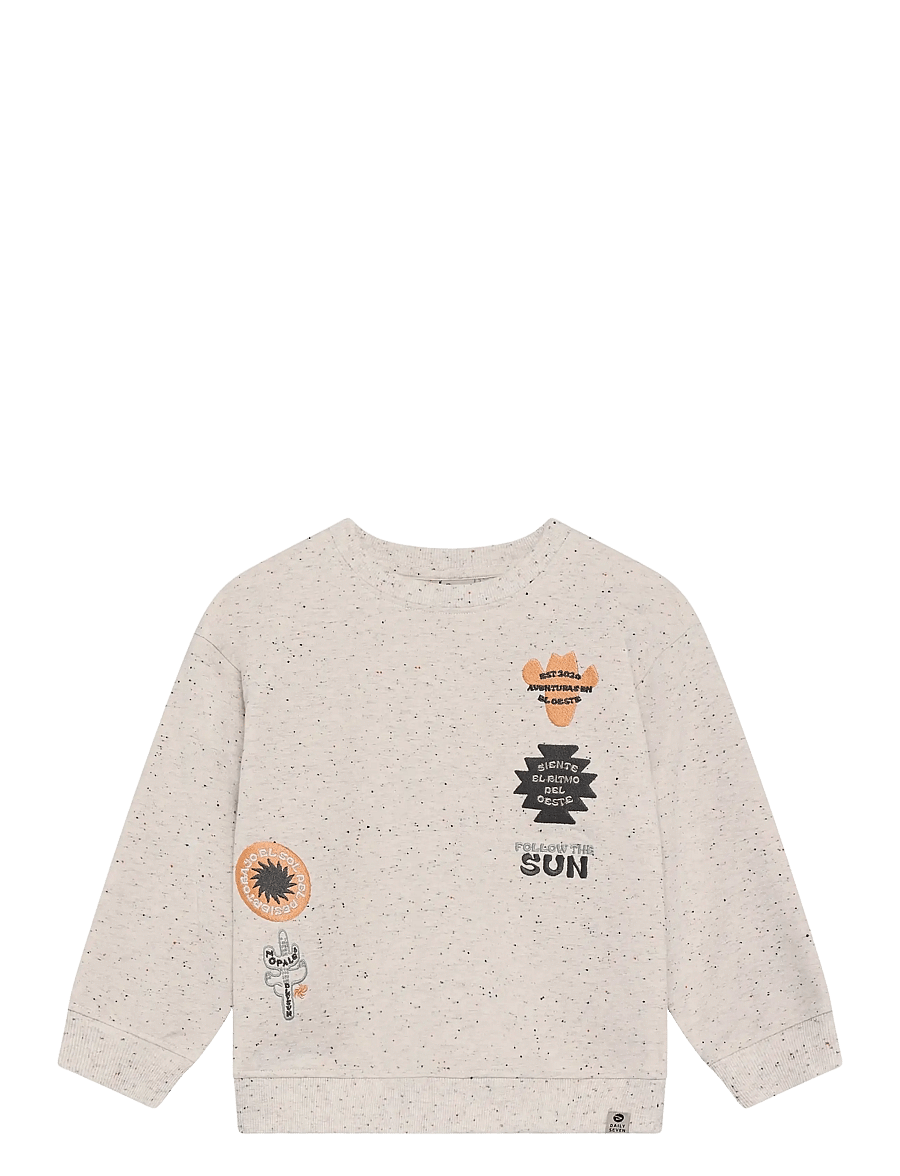 Daily 7 - Oversized Sweater Nappy Badges - dressipluusid - sandshell - 1