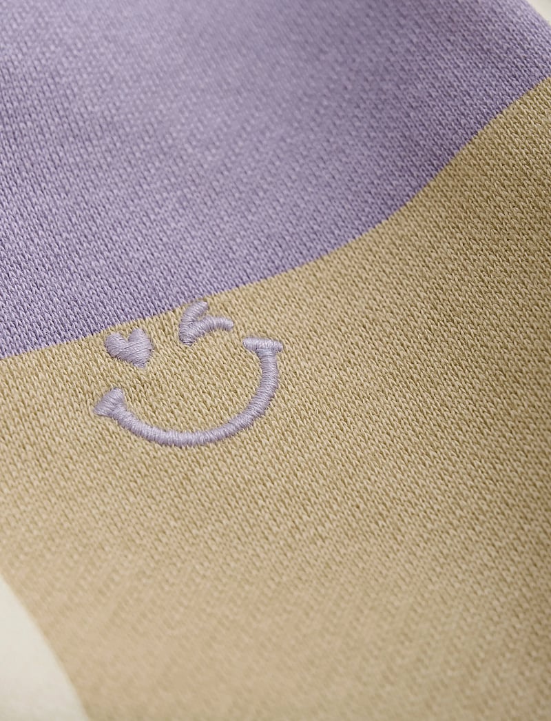 Daily 7 - Sweater Check - sweatshirts - daybreak - 5