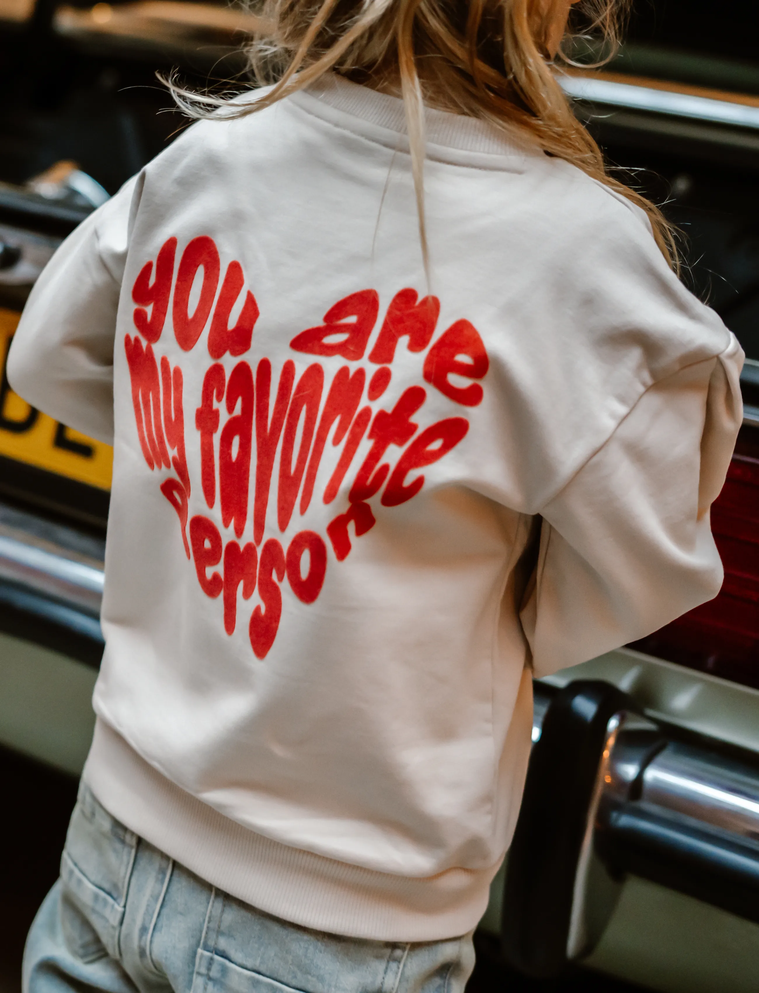 Daily 7 Sweater Brushed Backprint - Yläosat - SANDSHELL / cream