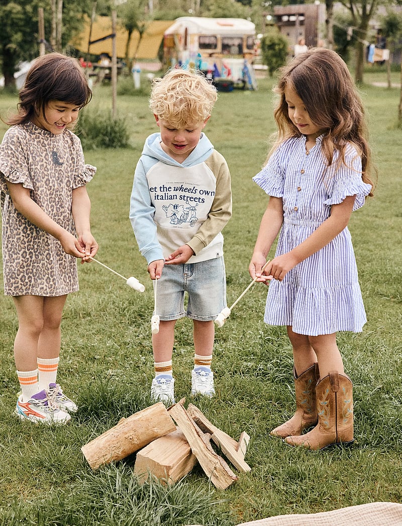 Daily 7 - Dress Stripe Ruffle - kurzärmelige freizeitkleider - lolite - 3