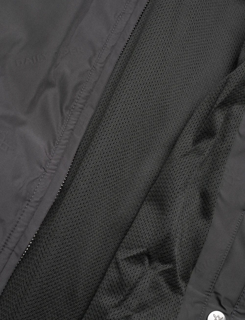 Daily Paper - taye logo relaxed track jacket - efterårsjakker - obsidian black - 4