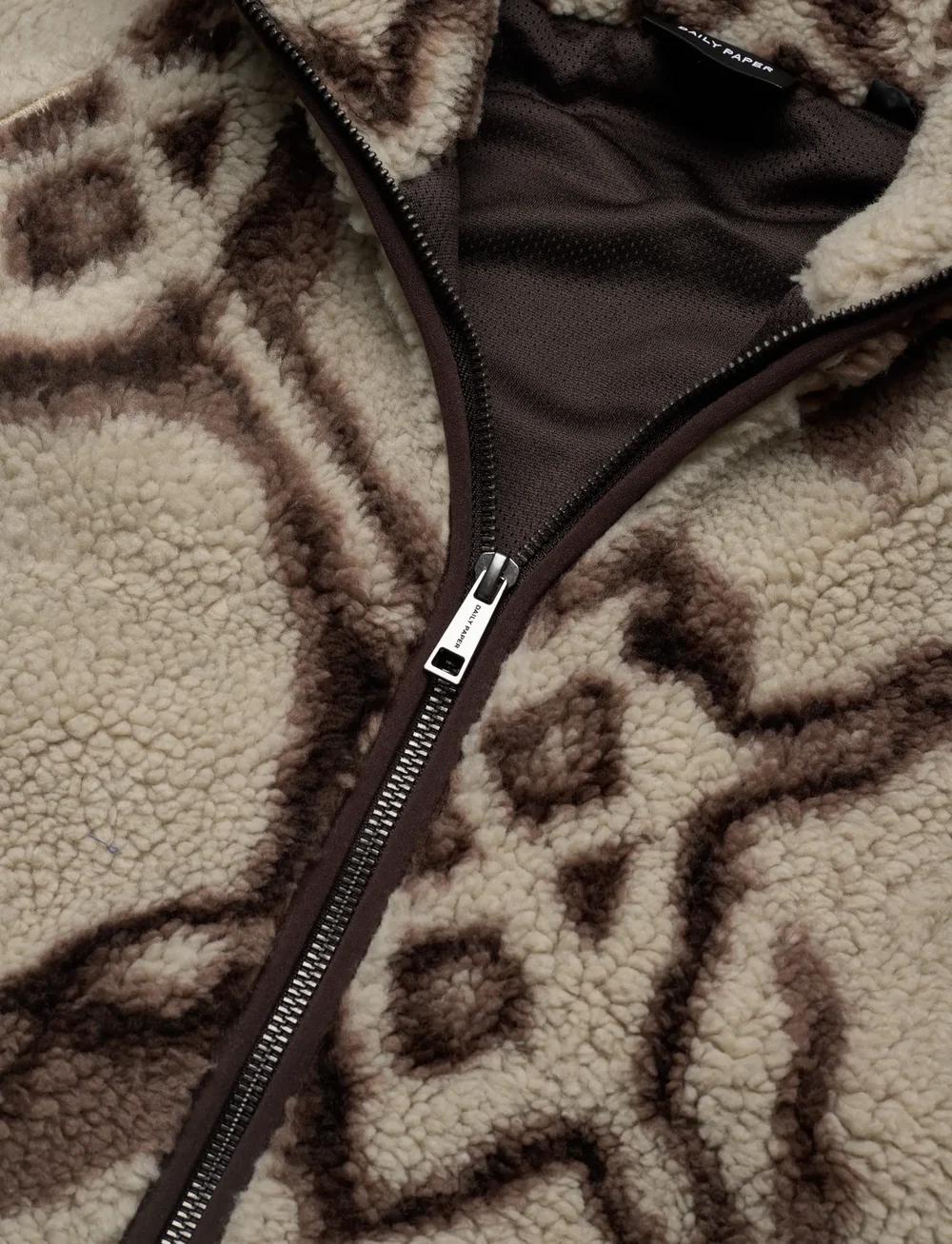 Daily Paper - burned shield sherpa hoodie - fleece-pullover - off white - 2