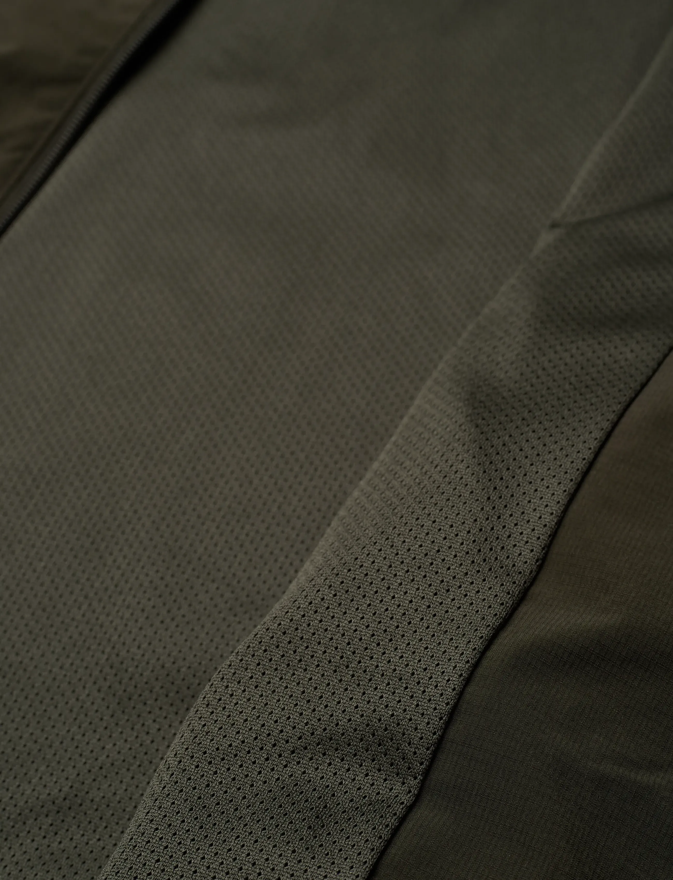Daily Paper - eward crinkle jacket - rosin green - 4