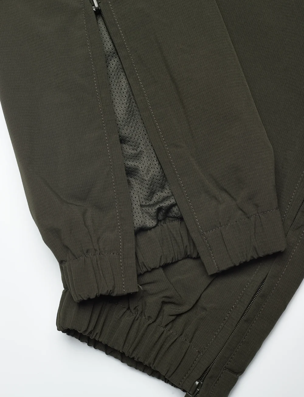Daily Paper - eward crinkle pants - casual - rosin green - 5