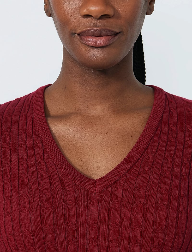 Daily Sports - Madelene Pullover - sweatshirts - winery - 4