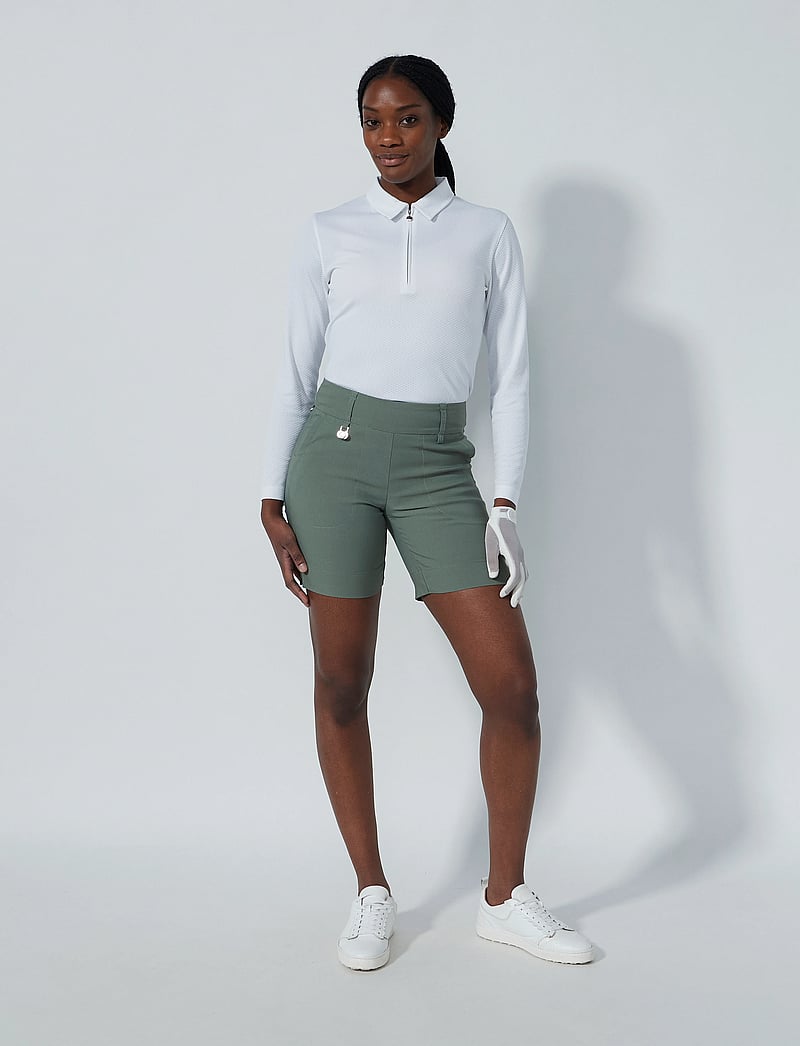 Daily Sports - Magic Shorts 44 cm - golfshorts - khaki - 0